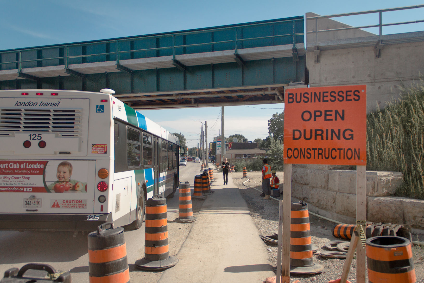 Traffic disruptions (Photo 1)